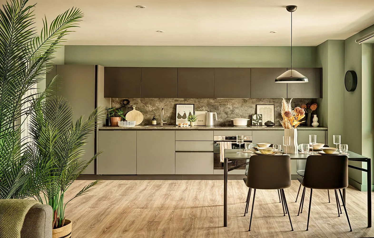 2 Bedroom Apartment - Kitchen / Dining